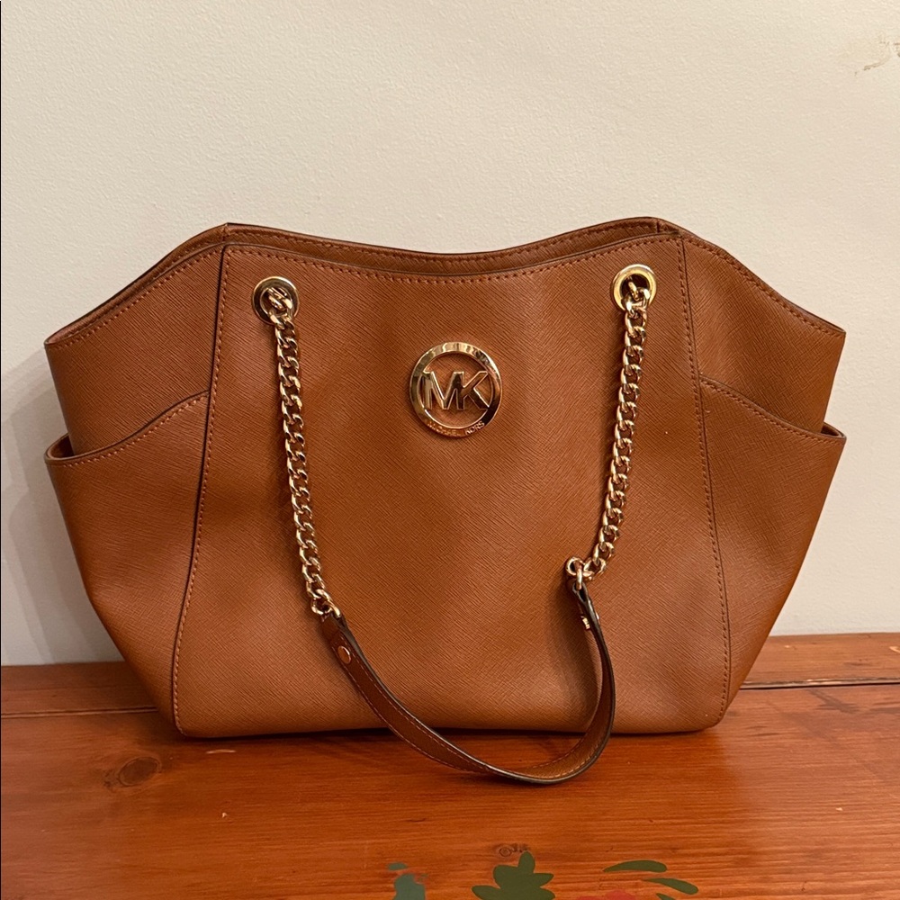 Michael Kors Tan Leather Shoulder Bag with Gold Accents